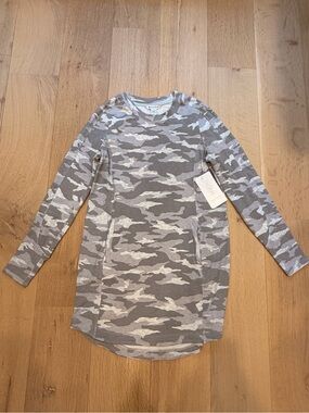 Athleta Balance Printed Dress Gray Camo Sweatshirt Dress Size Small NWT